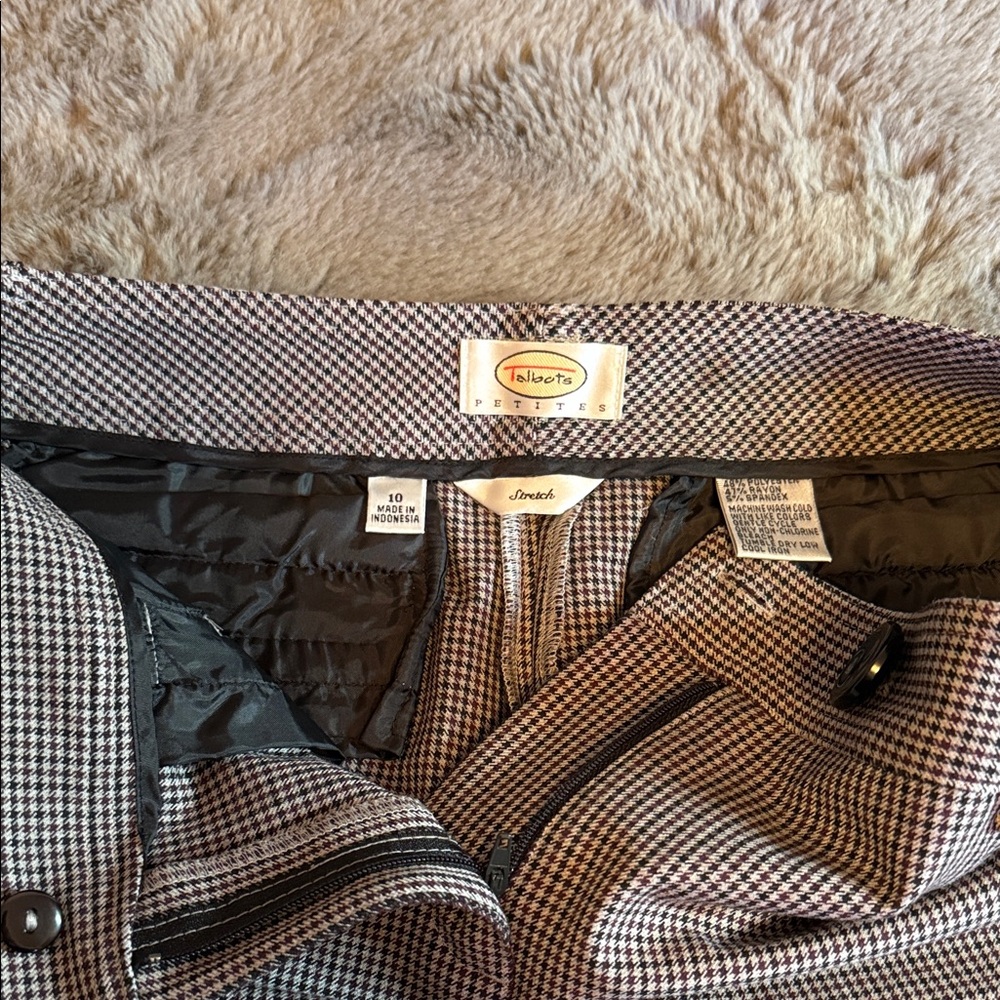 NWOT Talbots Women’s Trousers - Picture 3 of 5
